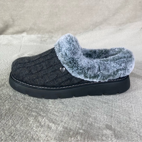 BOBS from Skechers Keepsakes Clogs Womens Size 8 Gray Fur Cable Knit Slipper NEW - Picture 2 of 9